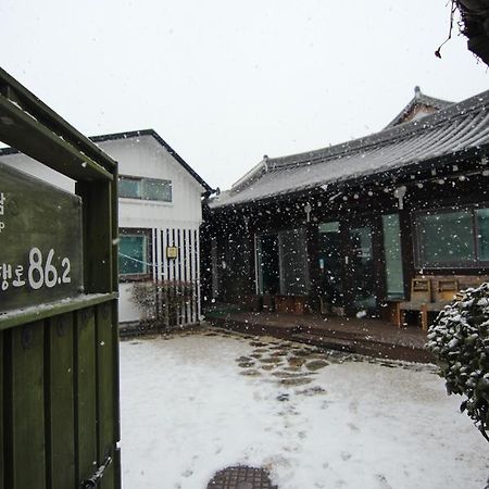 Hotel Eunhaengro 86.2 Jeonju Esterno foto
