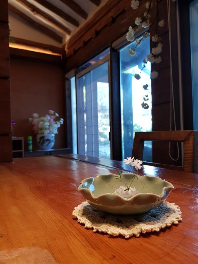 Hotel Eunhaengro 86.2 Jeonju Esterno foto