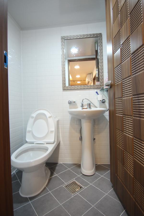 Hotel Eunhaengro 86.2 Jeonju Esterno foto
