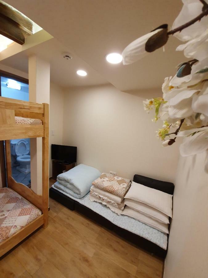 Hotel Eunhaengro 86.2 Jeonju Esterno foto